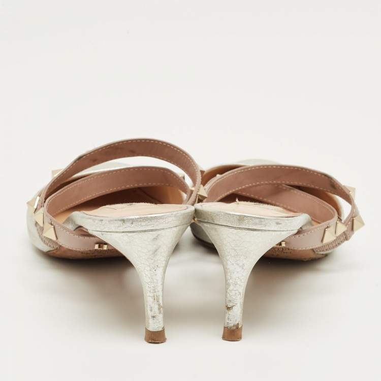 Pre Owned Valentino Beige/Silver Leather and Leather Rockstud Mules Size 37