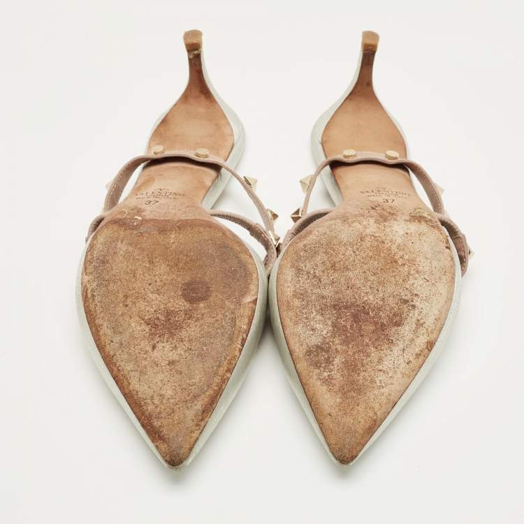 Pre Owned Valentino Beige/Silver Leather and Leather Rockstud Mules Size 37