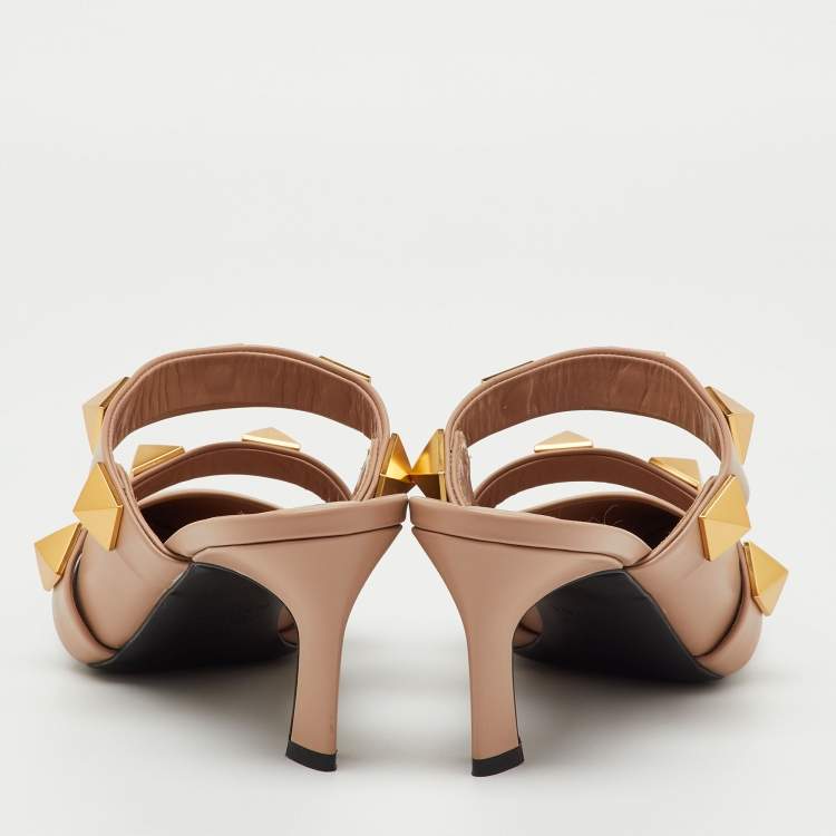 Pre Owned Valentino Beige Leather Roman Stud Pointed Toe Mules Size 39.5