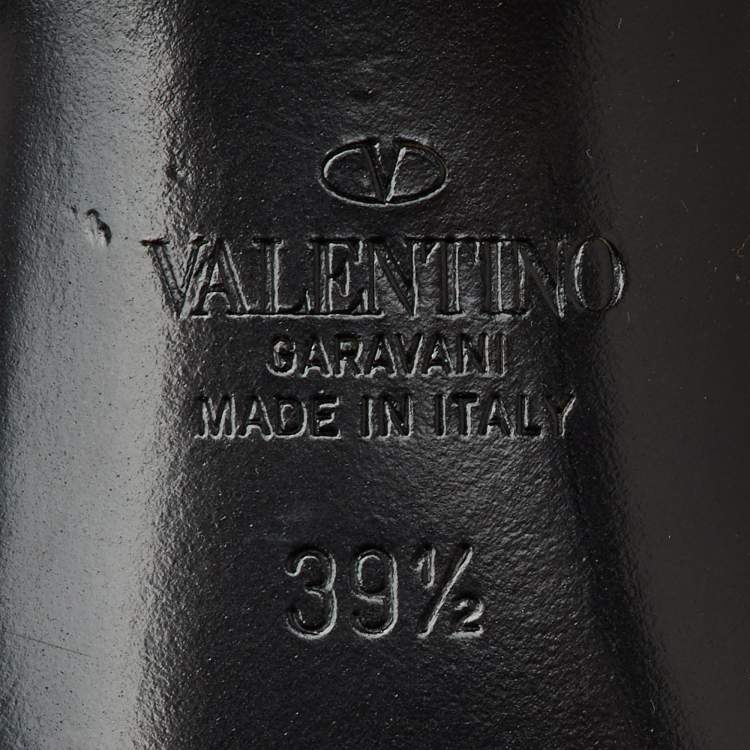 Pre Owned Valentino Beige Leather Roman Stud Pointed Toe Mules Size 39.5