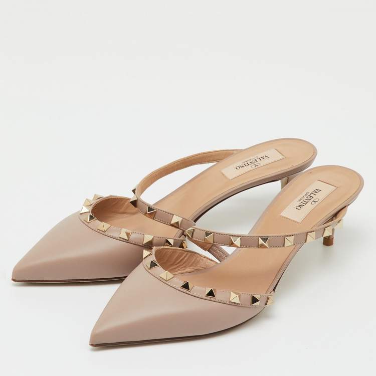 Pre Owned Valentino Beige Leather Rockstud Heel Mules Size 39.5