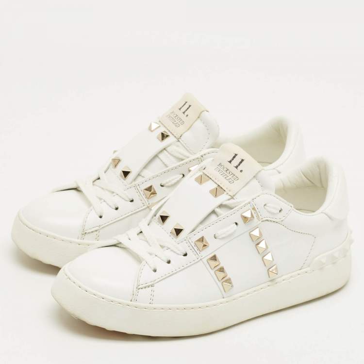 Pre Owned Valentino White Leather Rockstud Untitled Low Top Sneakers Size 34