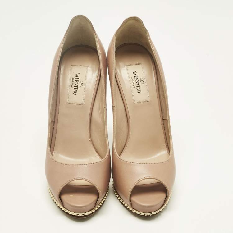 Pre Owned Valentino Beige Leather Rockstud Peep Toe Pumps Size 36