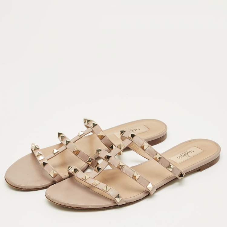 Pre Owned Valentino Beige Leather Rockstud Flat Slide Sandals Size 39