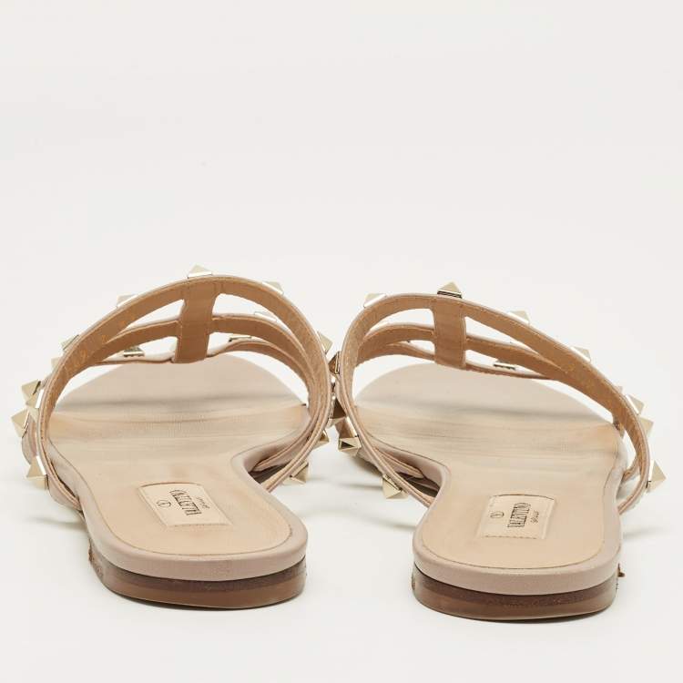 Pre Owned Valentino Beige Leather Rockstud Flat Slide Sandals Size 39