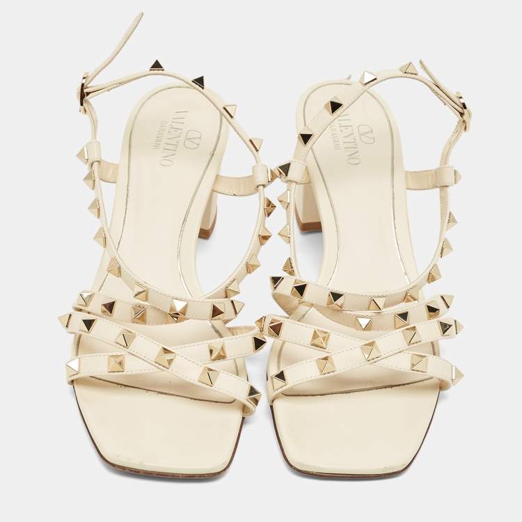 Pre Owned Valentino Off White Leather Rockstud Slingback Block Heel Sandals Size 39