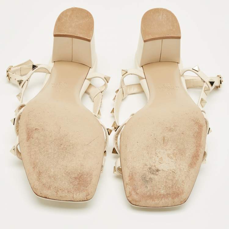 Pre Owned Valentino Off White Leather Rockstud Slingback Block Heel Sandals Size 39