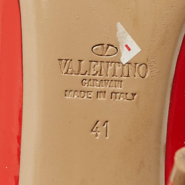 Pre Owned Valentino Beige/Red Leather and Patent Rockstud Ankle Strap Pumps Size 41