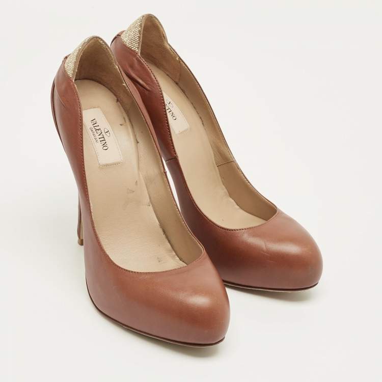 Pre Owned Valentino Brown Leather Round Toe Platform Pumps Size 39