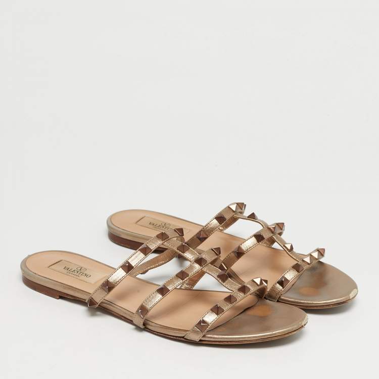 Pre Owned Valentino Pink Leather Rockstud Flat Slide Size 39