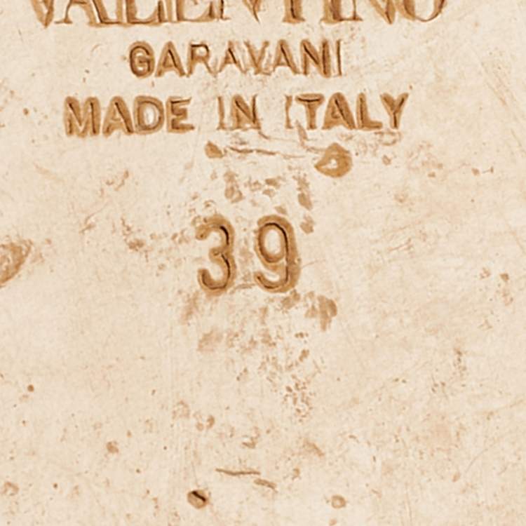 Pre Owned Valentino Pink Leather Rockstud Flat Slide Size 39