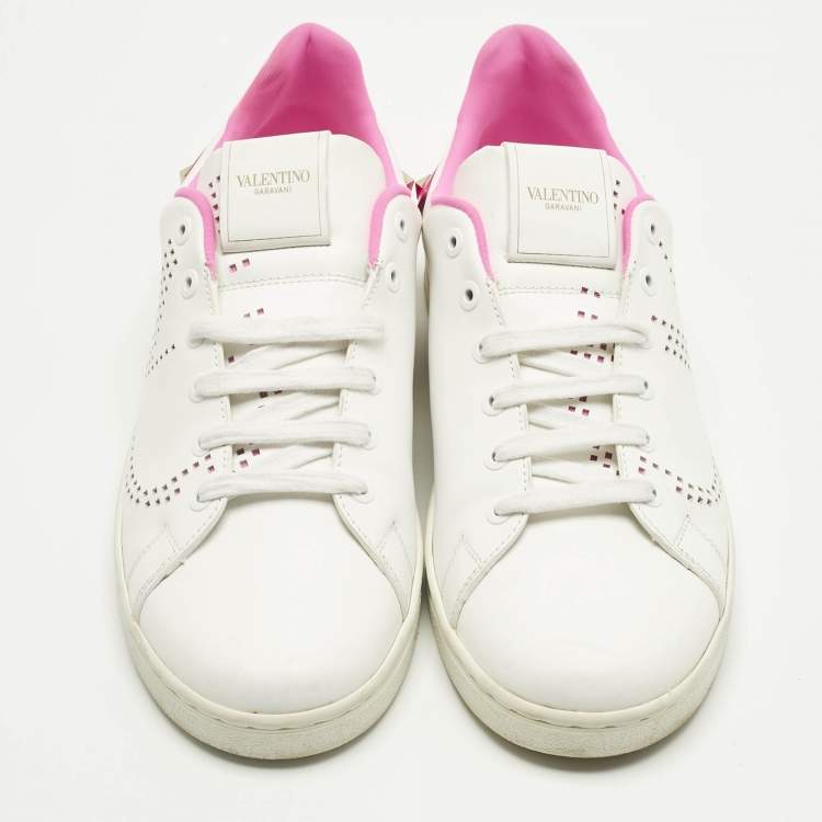 Pre Owned Valentino White Leather Vlogo Rockstud Low Top Sneakers Size 39