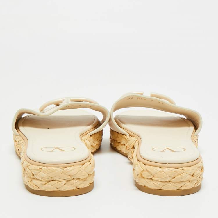 Pre Owned Valentino Cream Leather VLogo Espadrille Flat Slides Size 39