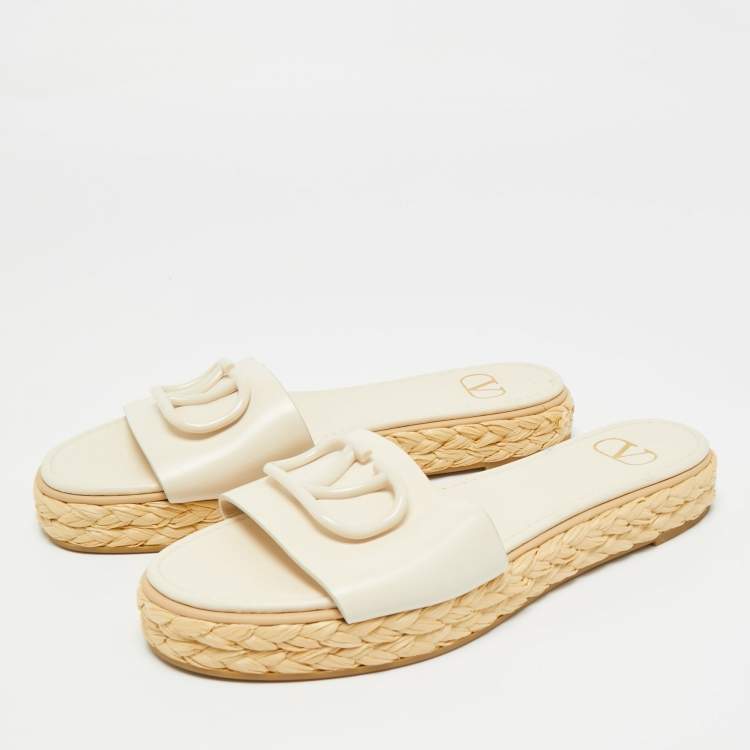 Pre Owned Valentino Cream Leather VLogo Espadrille Flat Slides Size 39