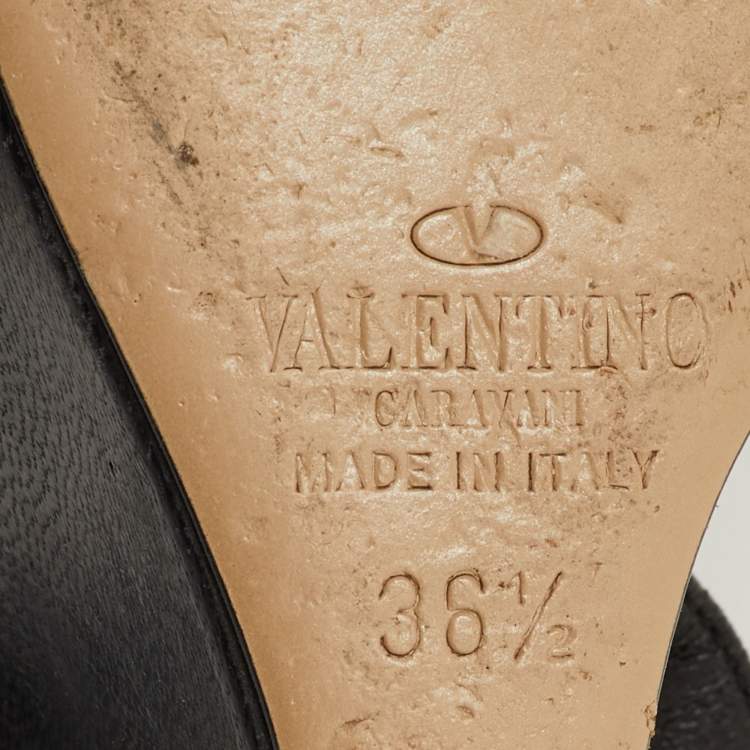 مملوكة مسبقًا Valentino Black Leather and Mesh Rockstud Ankle Strap Wedge Sandals Size 36.5