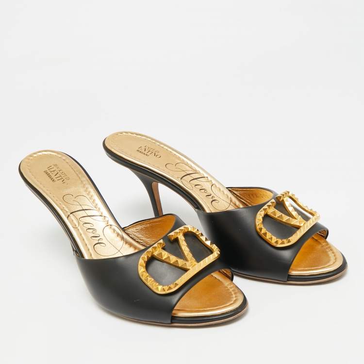 Pre Owned Valentino VLogo Size 41 Black Leather Slide Sandals