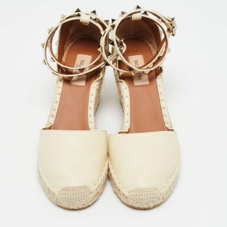 Pre Owned Valentino Rockstud Size 38 Beige Leather  Espadrille Wedge Pumps