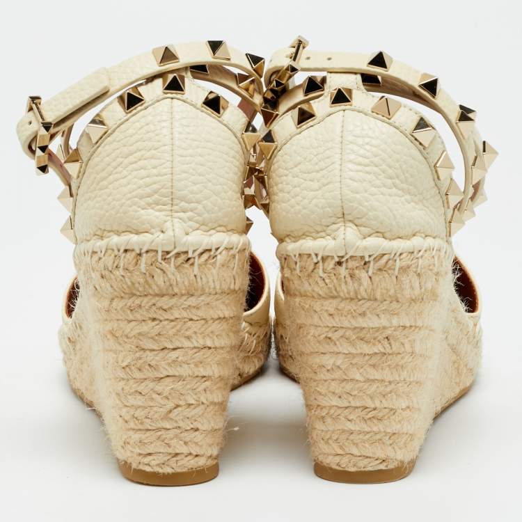 Pre Owned Valentino Rockstud Size 38 Beige Leather  Espadrille Wedge Pumps