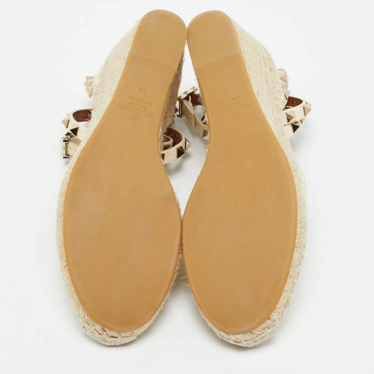 Pre Owned Valentino Rockstud Size 38 Beige Leather  Espadrille Wedge Pumps
