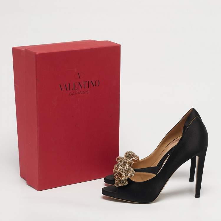 Pre Owned Valentino Bow Crystal Embellished Size 39.5 Black Satin D'orsay Pumps