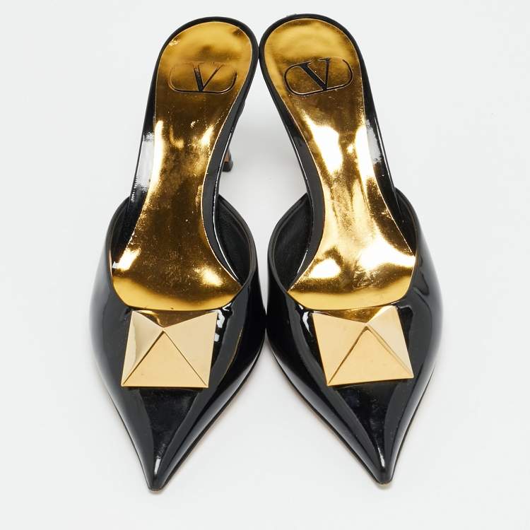 Pre Owned حذاء ميول فالنتينو جلد لامع أسود مقاس 37 بمقدمة مدببة وديكور مسمار واحد