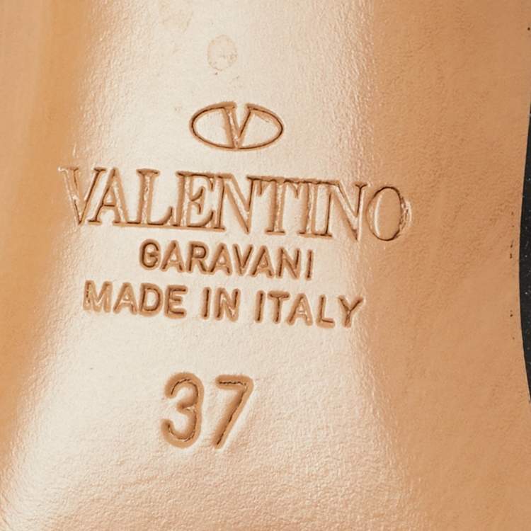 Pre Owned حذاء ميول فالنتينو جلد لامع أسود مقاس 37 بمقدمة مدببة وديكور مسمار واحد