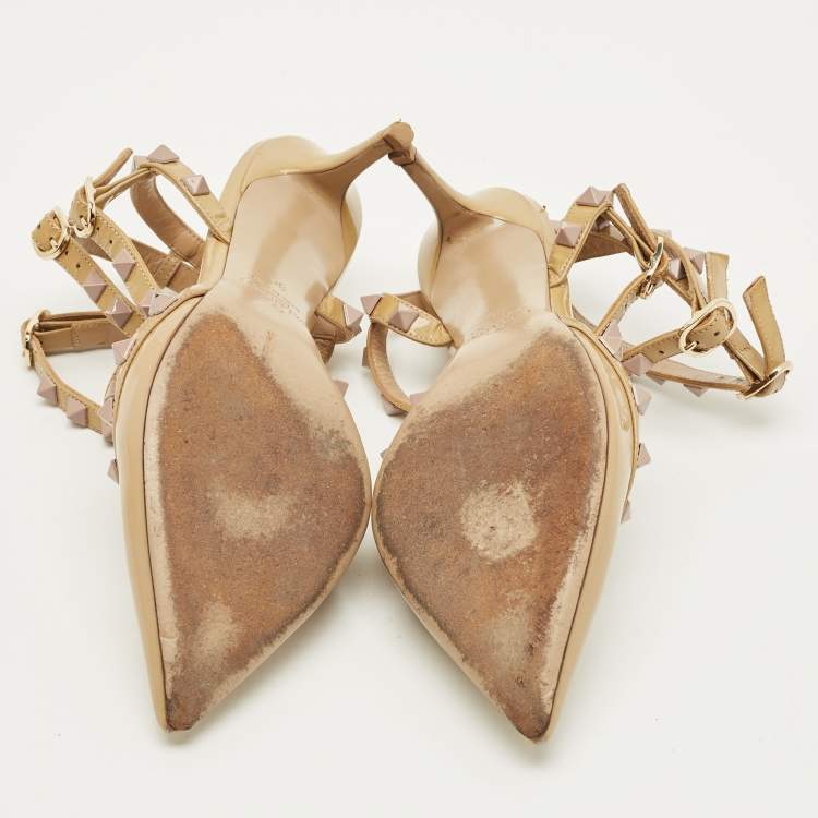 Pre Owned Valentino Rockstud Size 36 Beige Patent Leather Pumps