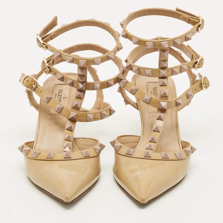 Pre Owned Valentino Rockstud Size 36 Beige Patent Leather Pumps
