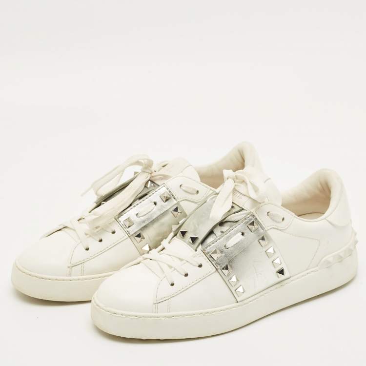 Pre Owned Valentino Rockstud Size 39 White/Silver Leather Low Top Sneakers