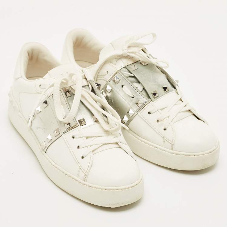 Pre Owned Valentino Rockstud Size 39 White/Silver Leather Low Top Sneakers