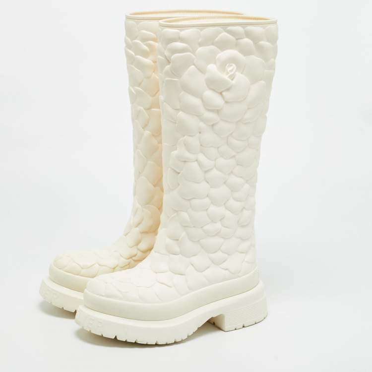 Pre Owned Valentino 03 Rose Edition Atelier Size 36 White Rubber Rain Boots