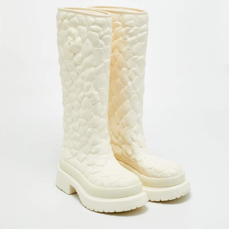 Pre Owned Valentino 03 Rose Edition Atelier Size 36 White Rubber Rain Boots