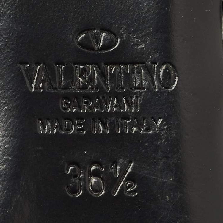 Pre Owned Valentino Roman Stud Size 36.5 Black Leather Slingback Flat Sandals