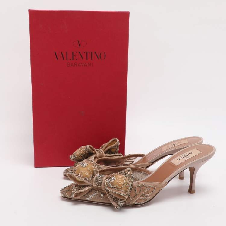 Pre Owned Valentino Embellished Bow Size 39 Beige Mesh Mules