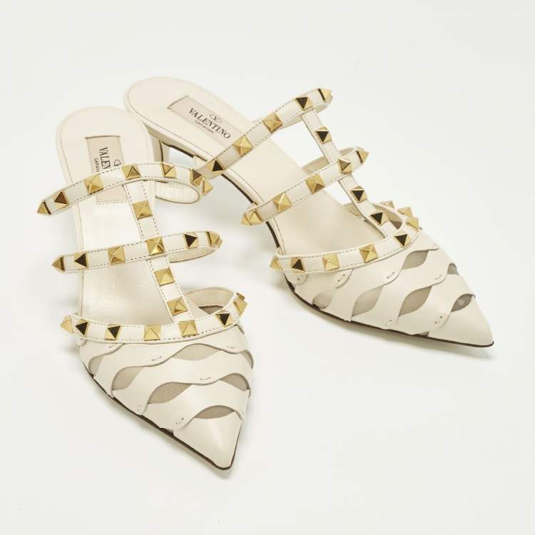 Pre Owned Valentino Rockstud Wave Size 37.5 Beige Leather Mules