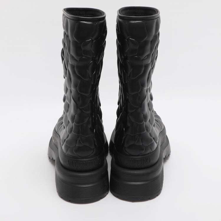 مملوكة مسبقًا Valentino 03 Rose Edition Atelier Size 41 Black Rubber Mid Calf Boots