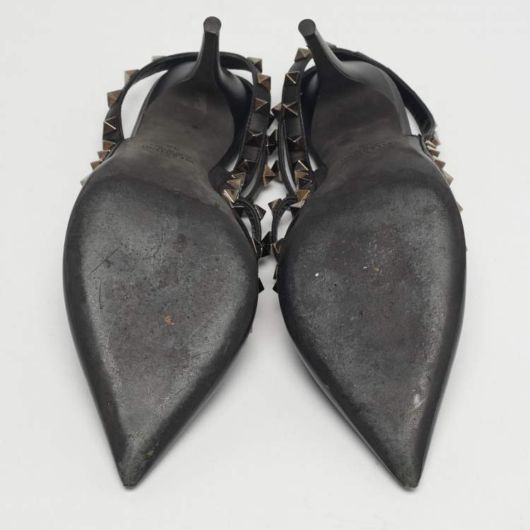 Pre Owned Valentino Rockstud Size 38 Black Leather Pumps