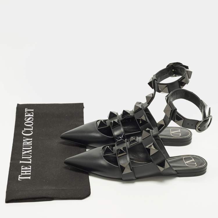 Pre Owned Valentino Roman Stud Size 36 Black Leather Ankle Strap Flats