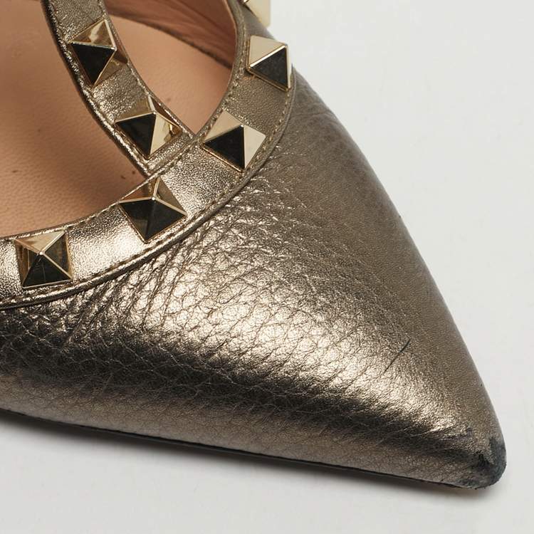 Pre Owned Valentino Rockstud Size 38 Metallic Leather Pumps