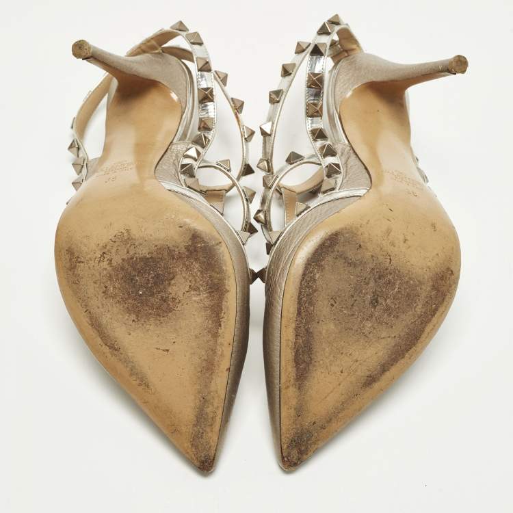 مملوكة مسبقًا Valentino Rockstud Size 38 Metallic Leather Ankle Strap Pumps