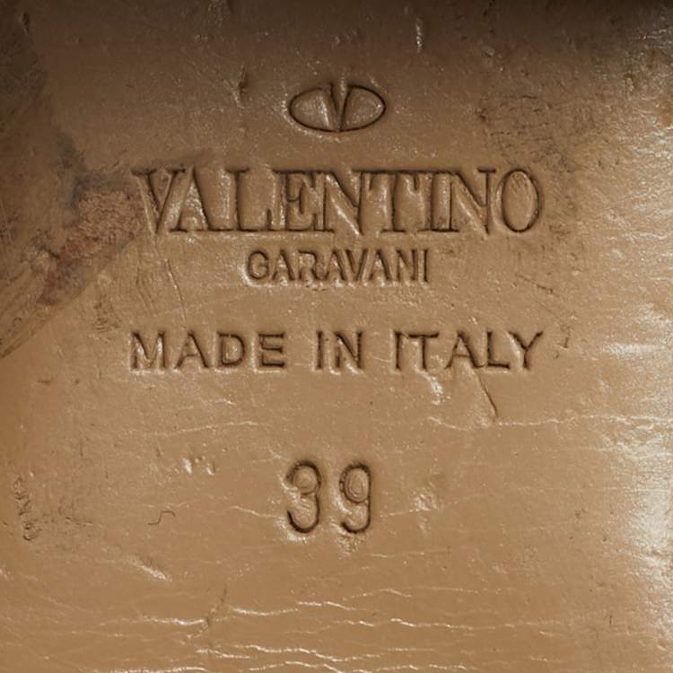 مملوكة مسبقًا Valentino Rockstud Size 39 Black/Beige Leather Ballet Flats