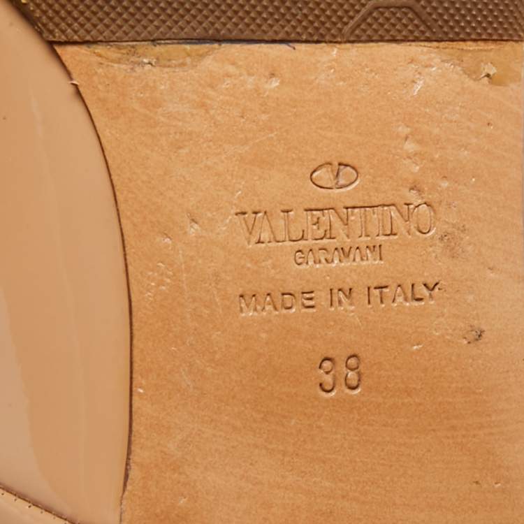 Pre Owned Valentino Love Latch Size 38 Beige Leather and Patent Leather Ballet Flats