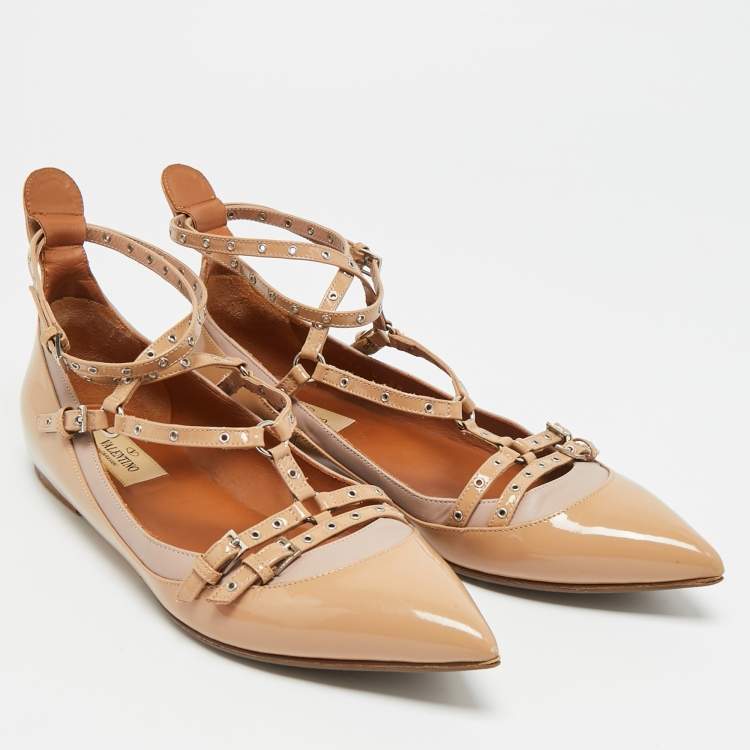 Pre Owned Valentino Love Latch Size 38 Beige Leather and Patent Leather Ballet Flats