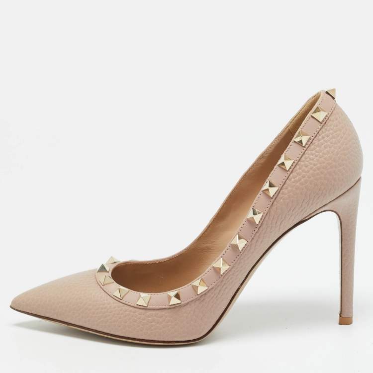 Pre Owned Valentino Rockstud Size 37.5 Beige Leather Pumps