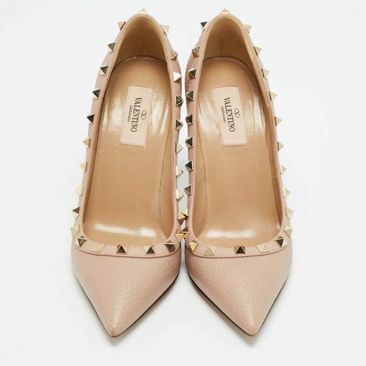 Pre Owned Valentino Rockstud Size 37.5 Beige Leather Pumps
