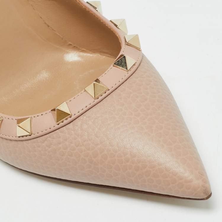 Pre Owned Valentino Rockstud Size 37.5 Beige Leather Pumps