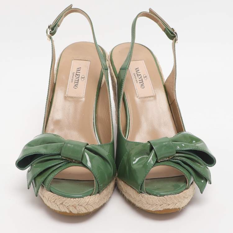 Pre Owned Valentino Bow Size 37 Green Patent Leather Wedge Slingback Sandals