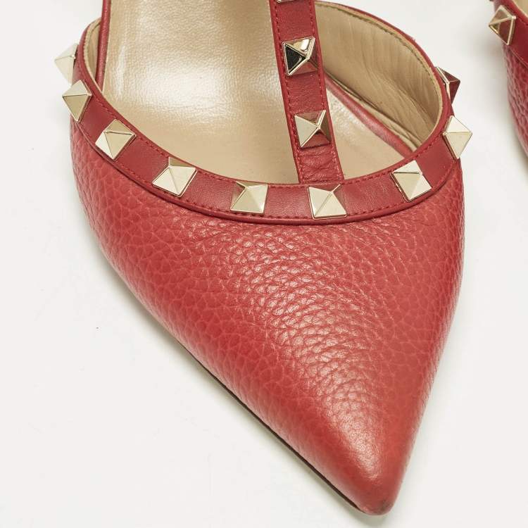 مملوكة مسبقًا Valentino Rockstud Size 39 Red Leather Ankle Strap Pumps