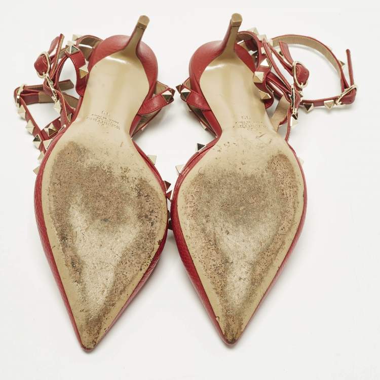 مملوكة مسبقًا Valentino Rockstud Size 39 Red Leather Ankle Strap Pumps