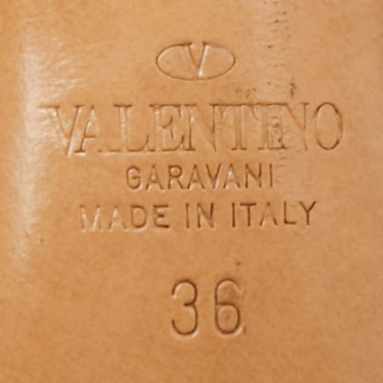 Pre Owned Valentino Rockstud Size 36 Gold Leather Ankle Strap Sandals